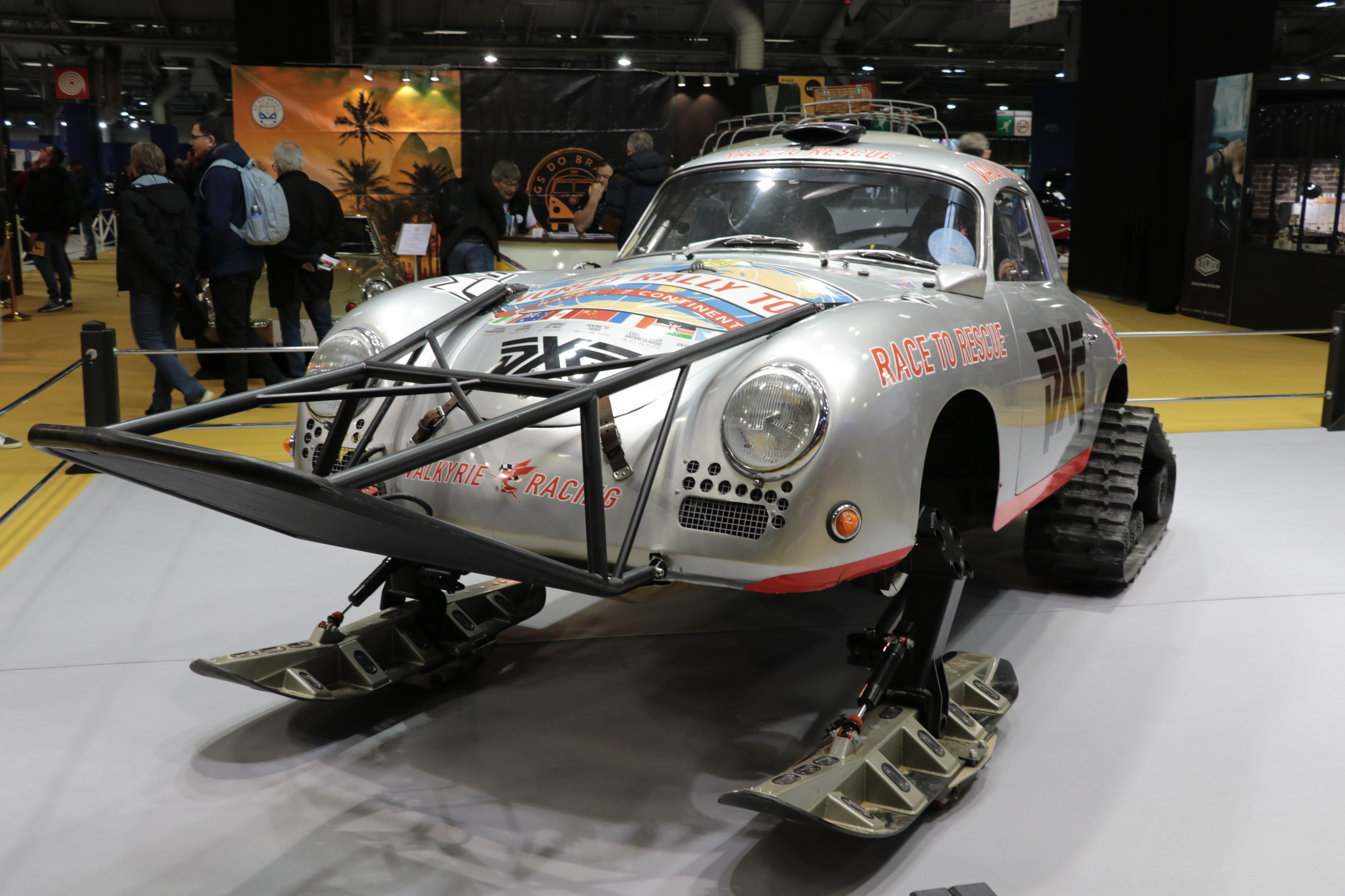 Retromobile 23-1  560 SemanalClásico - Revista online de coches clásicos, de colección y sport - girardo